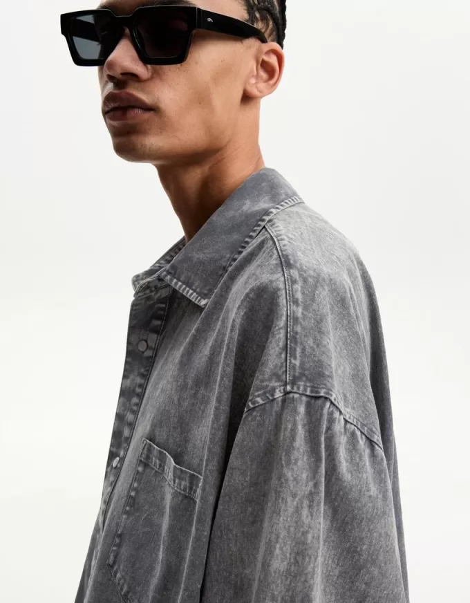 Oversize long sleeve shirt