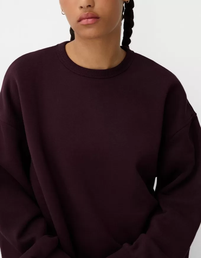 Oversize sweatshirt with side pockets Oversize sweatshirt with side pockets