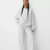 Oversize sweatshirt with side pockets