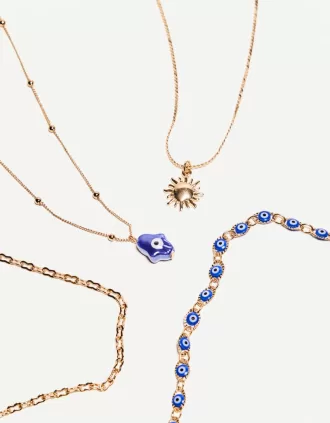 Pack of 4 pendant necklaces Pack of 4 pendant necklaces