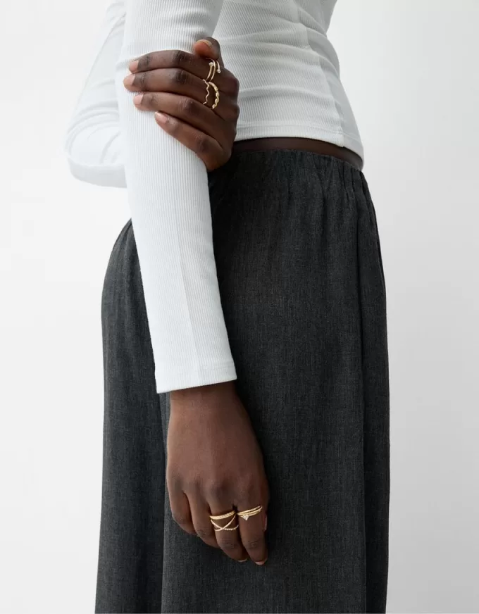 Pack of 9 rhinestone rings