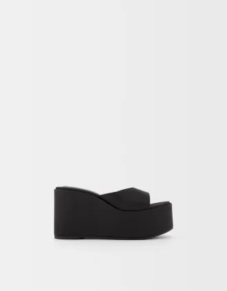Platform mule sandals