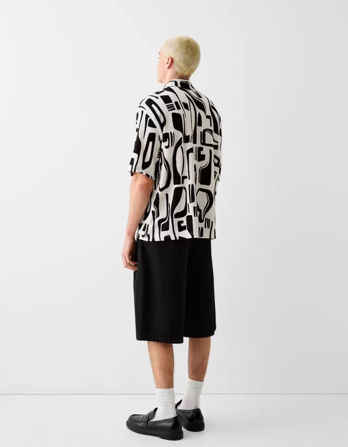 Printed short sleeve pleated shirt Printed short sleeve pleated shirt