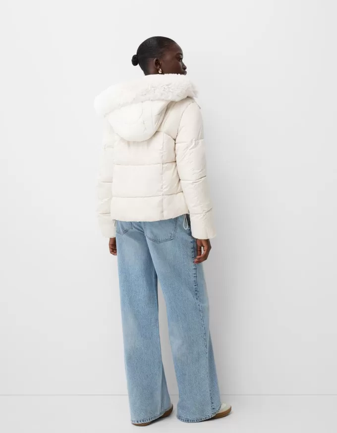 Puffer jacket with faux fur hood