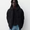 Puffer jacket with hood