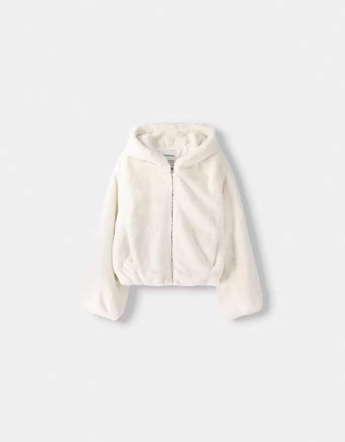 Quilted jacket with faux fur hood