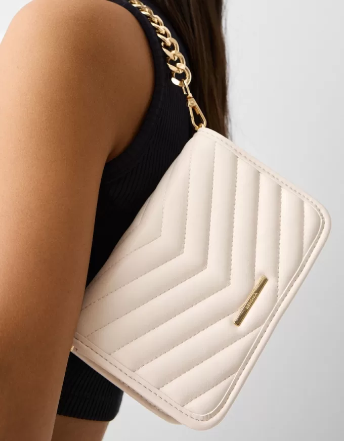 Quilted multi-way messenger bag with chain Quilted multi-way messenger bag with chain