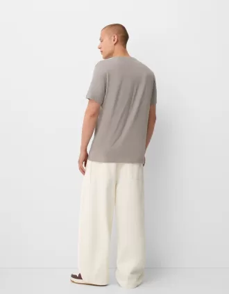 Regular-fit short sleeve T-shirt