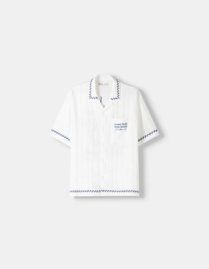 Relaxed fit embroidered short sleeve shirt Relaxed fit embroidered short sleeve shirt