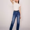 Relaxed fit high-rise mom jeans