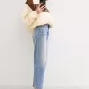 Relaxed fit high-rise mom jeans