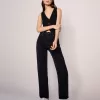 Relaxed fit high-rise mom jeans