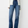 Relaxed straight-fit high-waist jeans