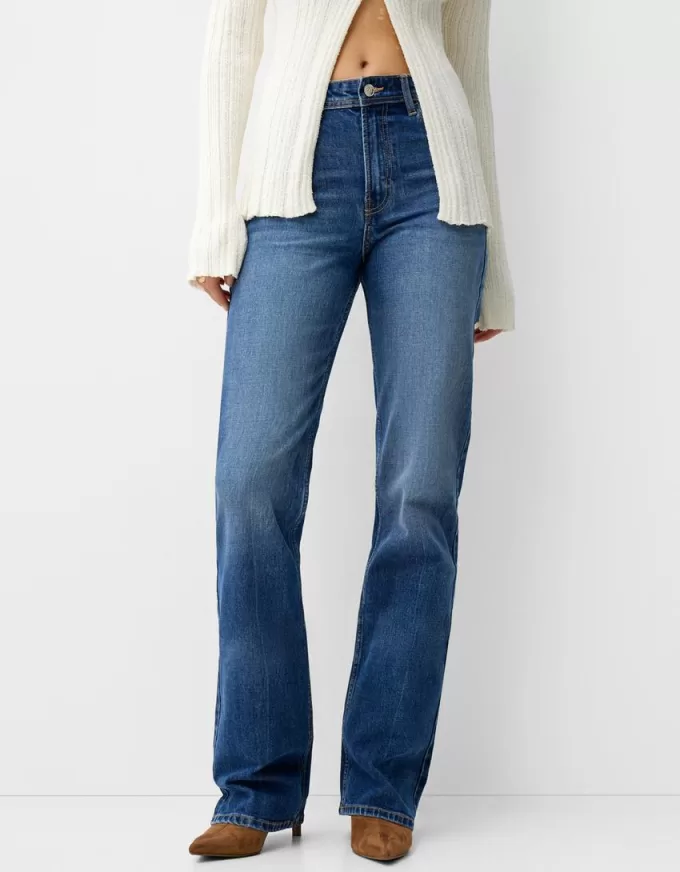Relaxed straight-fit high-waist jeans