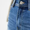 Relaxed straight-fit high-waist jeans