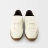Retro soccer sneakers with tongue Retro soccer sneakers with tongue