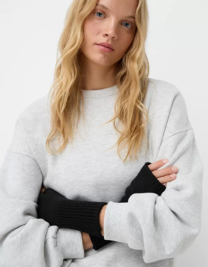 Ribbed short mittens