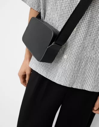 Rigid crossbody minaudière