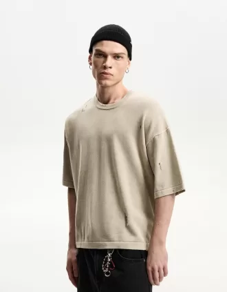 Ripped short sleeve T-shirt