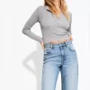 Ripped wide-leg ’90s jeans