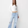 Ripped wide-leg ’90s jeans