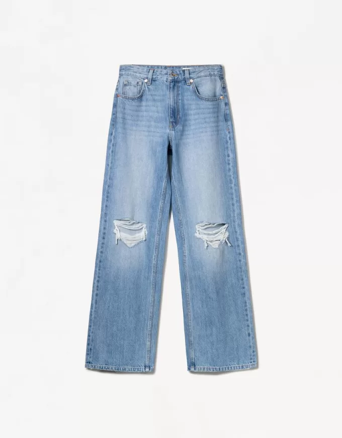 Ripped wide-leg ’90s jeans