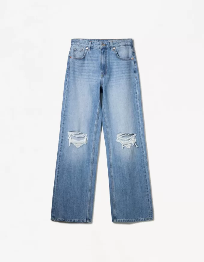 Ripped wide-leg ’90s jeans