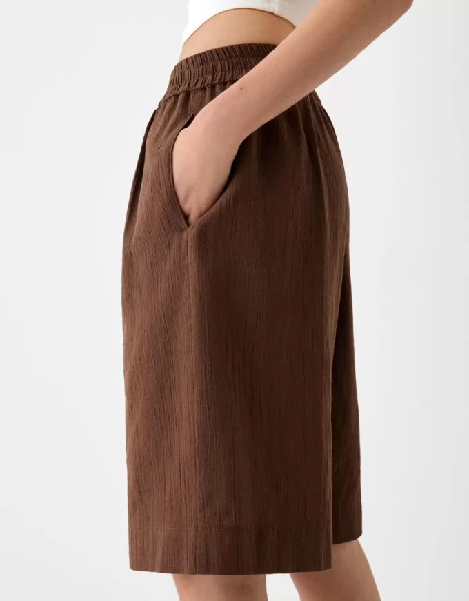 Rustic cotton Bermuda shorts