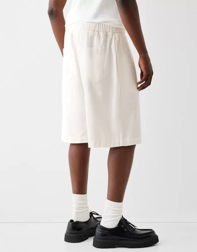 Rustic jogger Bermuda shorts