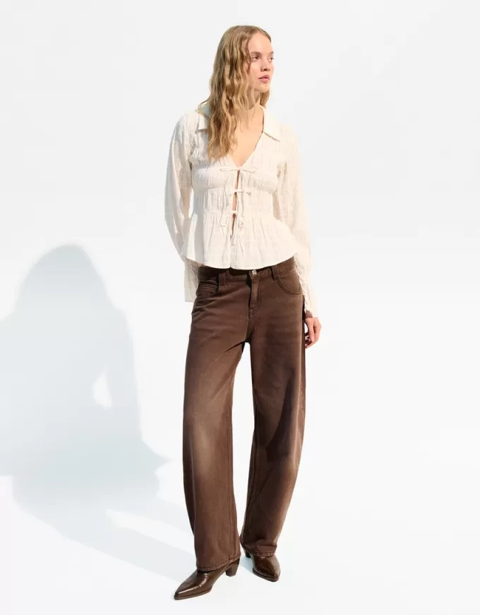 Rustic shirt with gathering