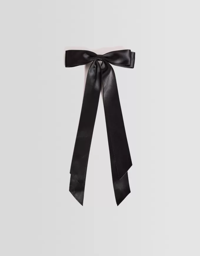 Satin-finish hair clip with bow
