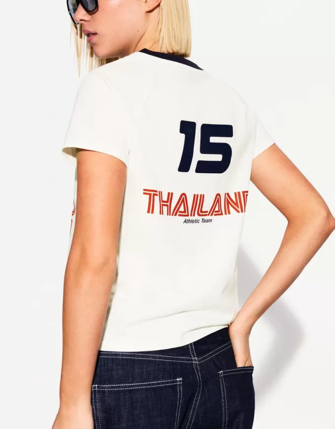 Short sleeve T-shirt with contrast print Short sleeve T-shirt with contrast print