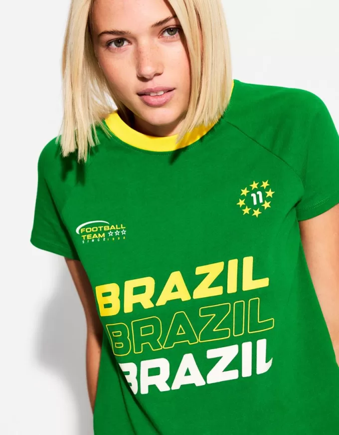 Short sleeve T-shirt with contrast print Short sleeve T-shirt with contrast print