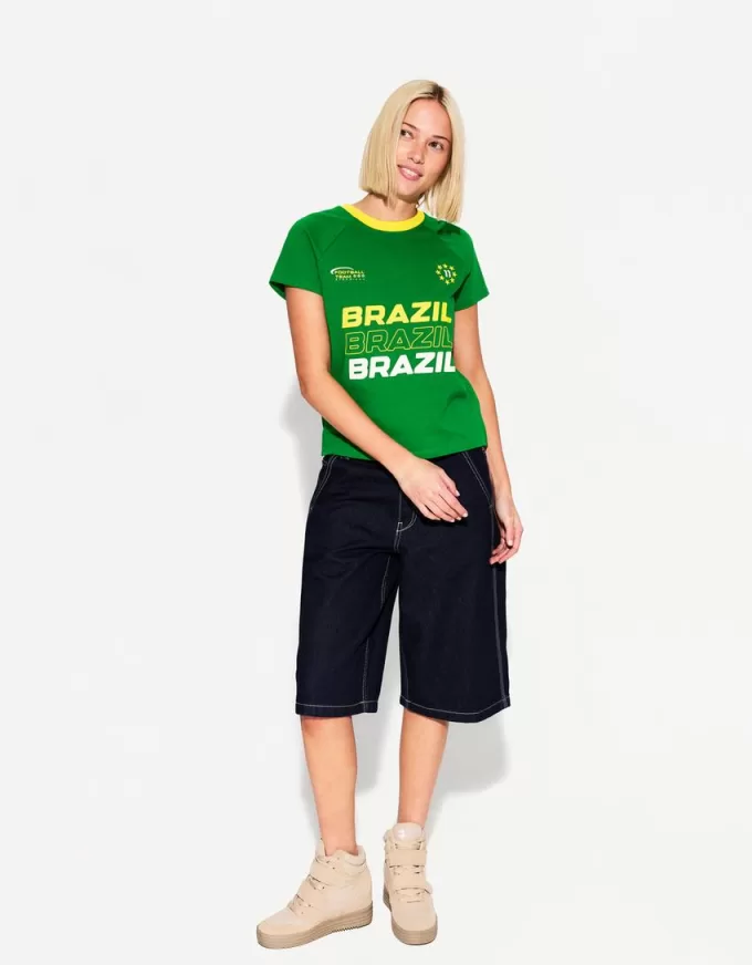 Short sleeve T-shirt with contrast print Short sleeve T-shirt with contrast print