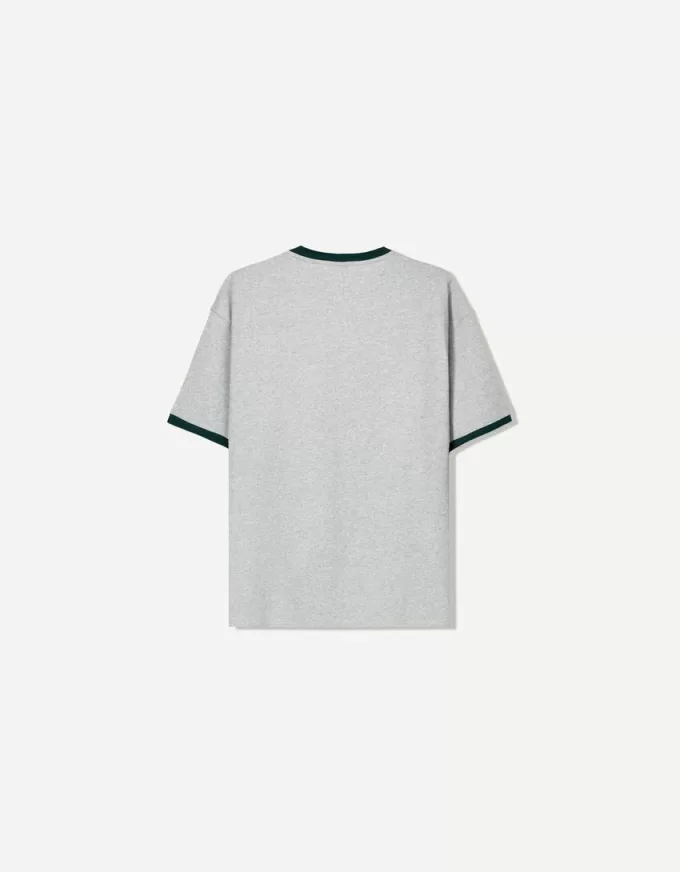 Short sleeve T-shirt with contrast print Short sleeve T-shirt with contrast print