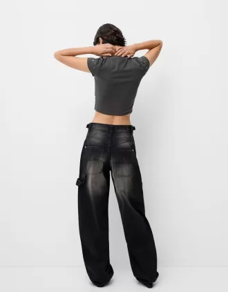 Short sleeve asymmetric T-shirt with studs