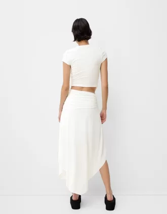 Short sleeve asymmetric T-shirt with studs