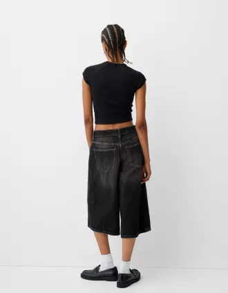 Short sleeve cropped T-shirt with print