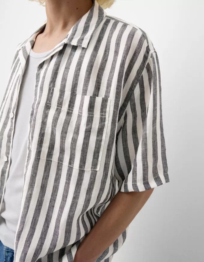 Short sleeve linen blend shirt Short sleeve linen blend shirt