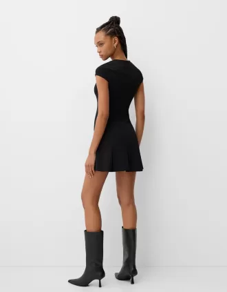 Short sleeve mini dress