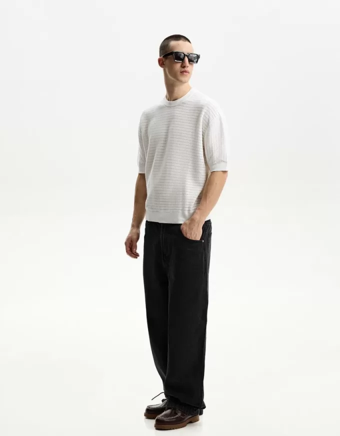 Short sleeve textured T-shirt Short sleeve textured T-shirt
