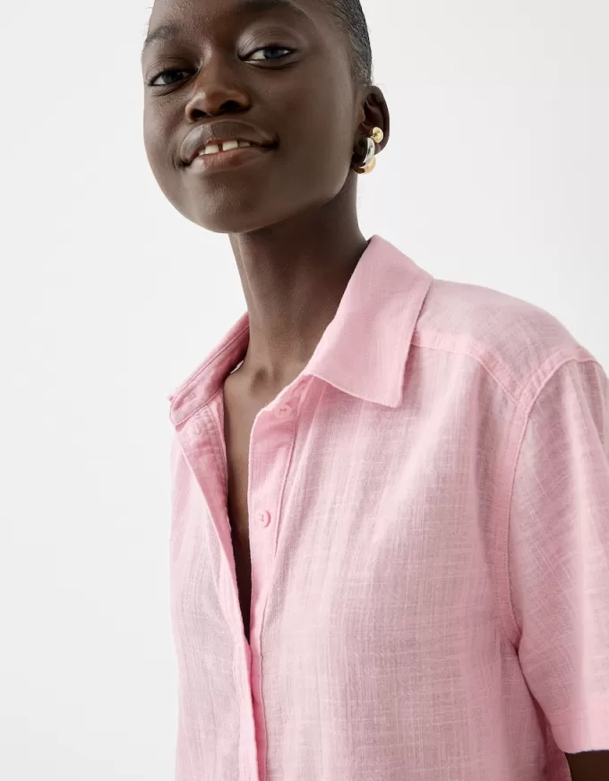 Short sleeve textured rustic shirt