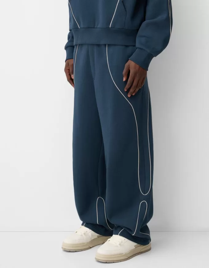 Skater pants with trim