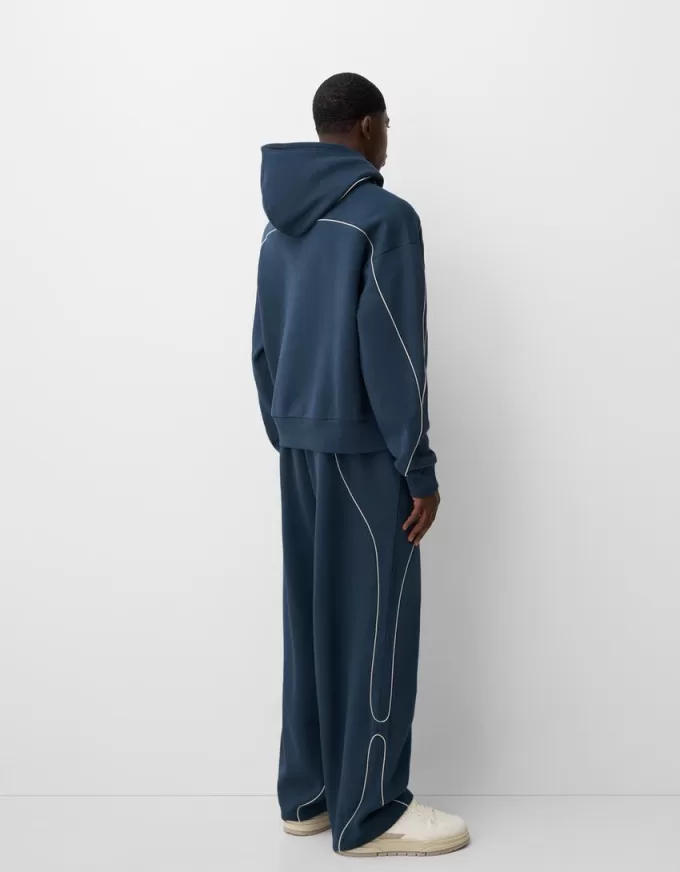 Skater pants with trim