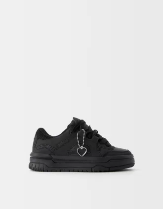 Skater sneakers with keyring detail