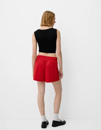 Sleeveless T-shirt with square neckline