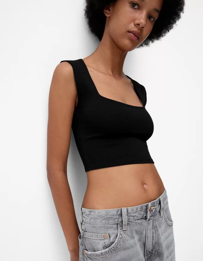 Sleeveless T-shirt with square neckline