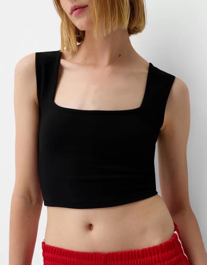 Sleeveless T-shirt with square neckline
