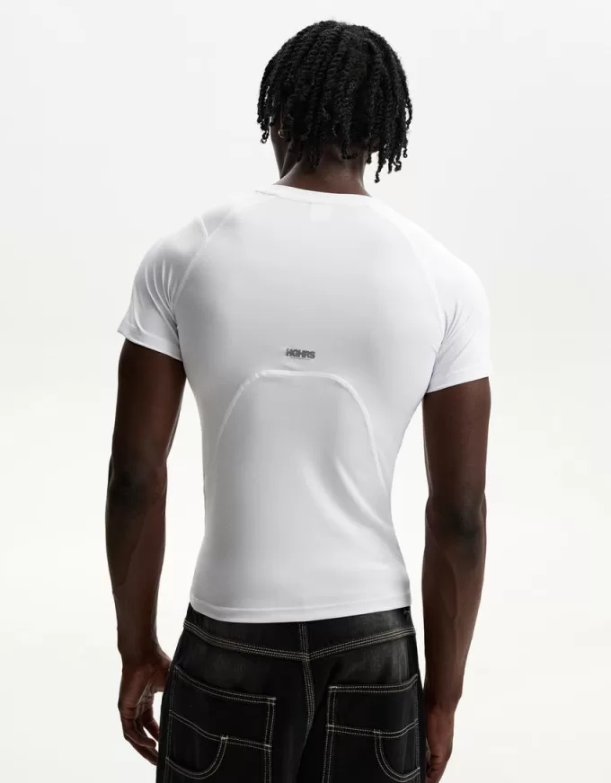 Slim-fit short sleeve T-shirt with seams Slim-fit short sleeve T-shirt with seams