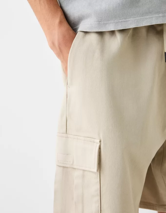 Soft cargo Bermuda joggers